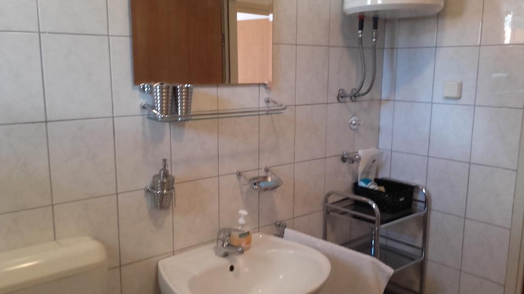 Apartment Max Omis Luaran gambar