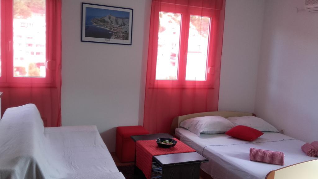 Apartment Max Omis Luaran gambar