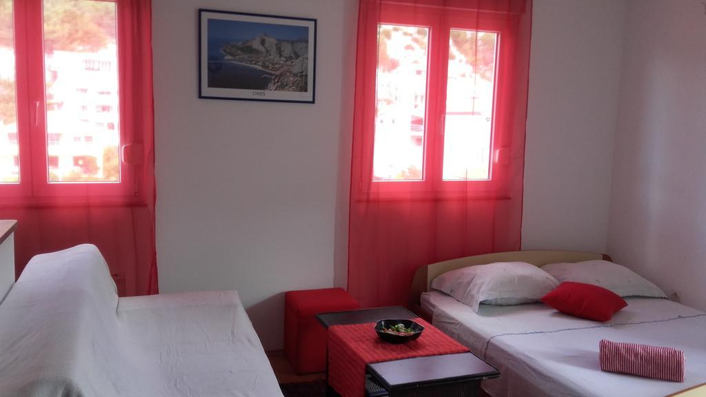 Apartment Max Omis Luaran gambar