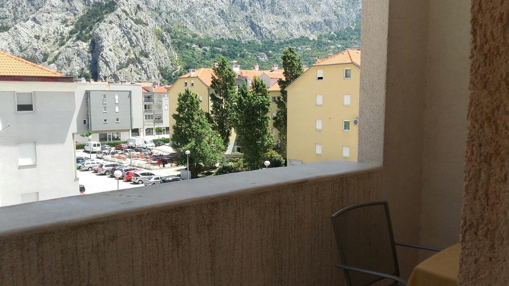 Apartment Max Omis Luaran gambar